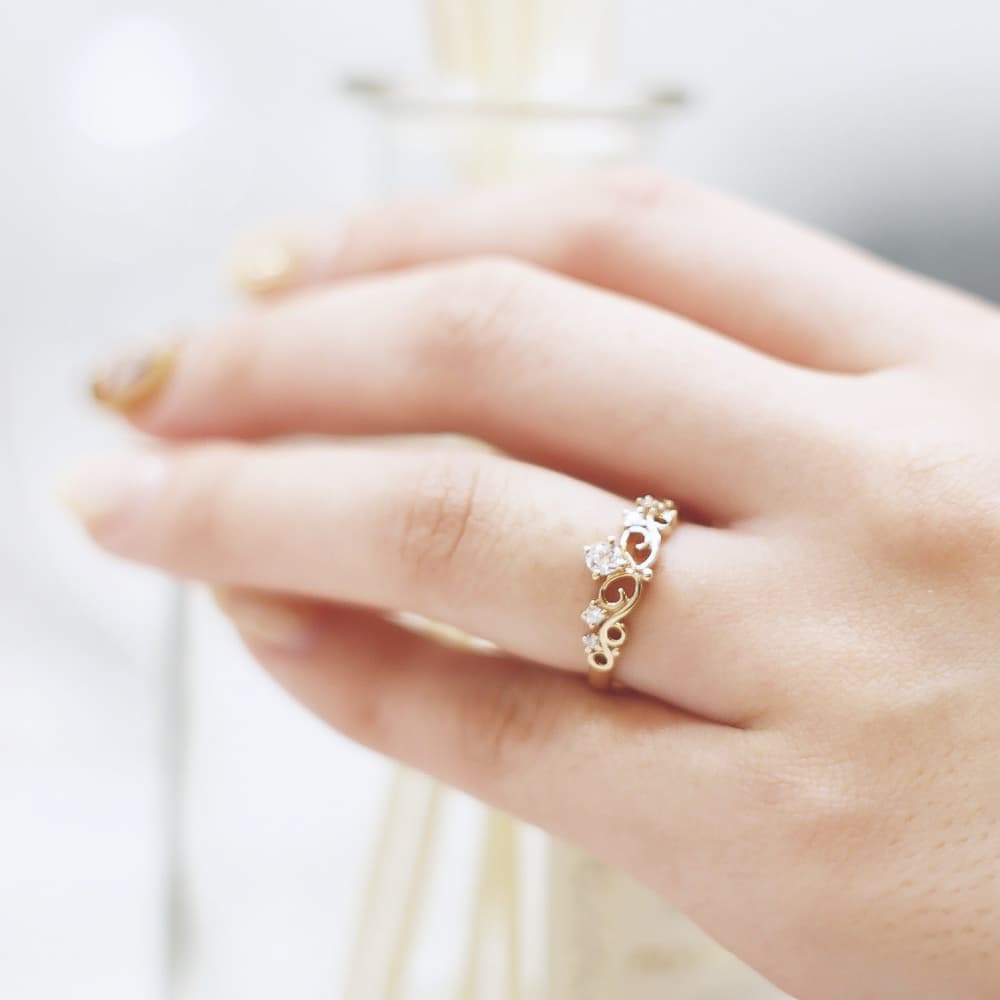 花冠のゆびわ エンゲージリング/婚約指輪 | 結婚指輪・婚約指輪の